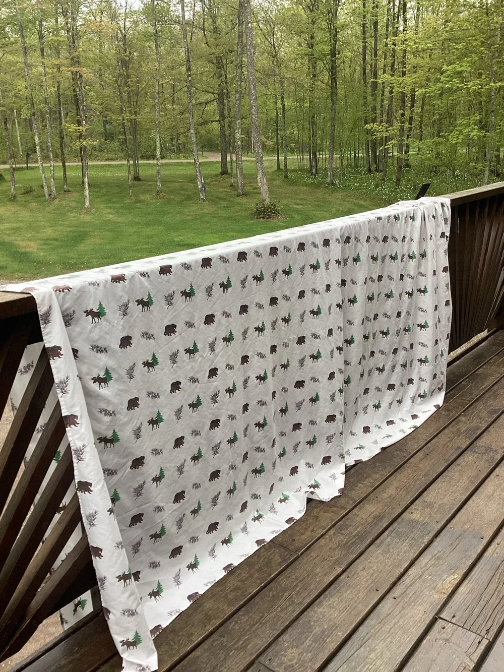 Bedding MOOSE, PINE TREES, BLACK BEAR, FLAT SHEET NPLVC Wildlife Bedding